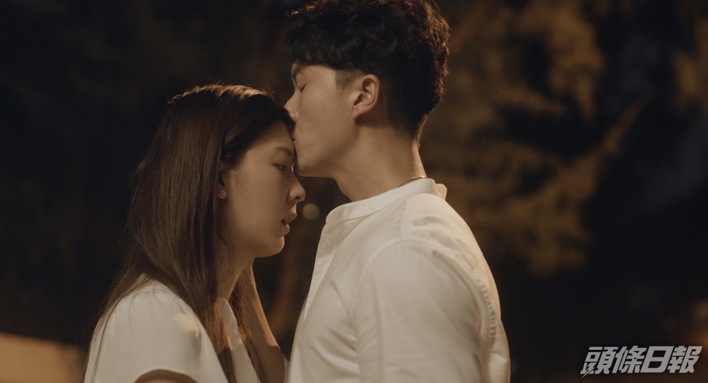 Jennifer跟浩信在戲中演一對，外形高度都好合襯。